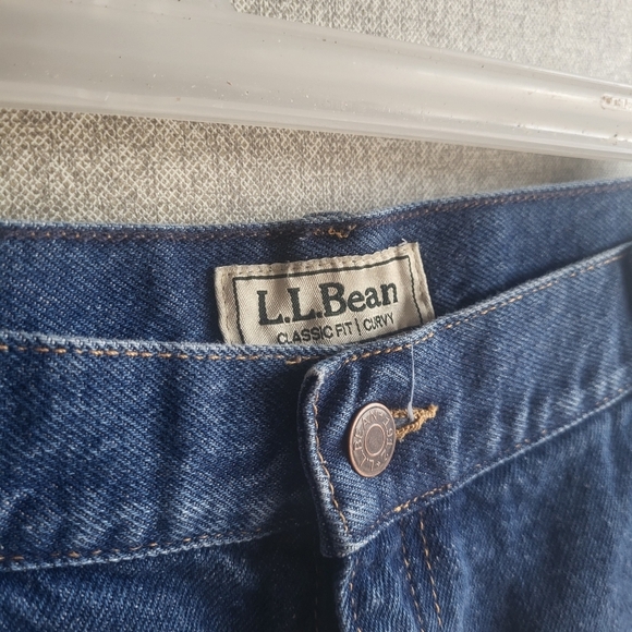 L.L Bean Womens Size 20‎ Classic Curvy Fit Jeans Plus Size Dark Wash - Picture 5 of 5